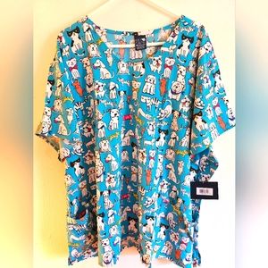 Zoe + Chloe 4XL Graphic Scrub Top